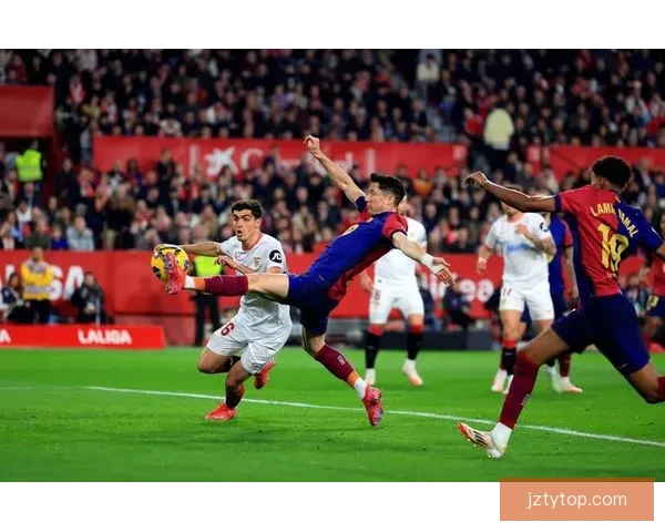 仅用109场莱万在弗里克麾下狂轰100粒联赛进球刷新效率纪录